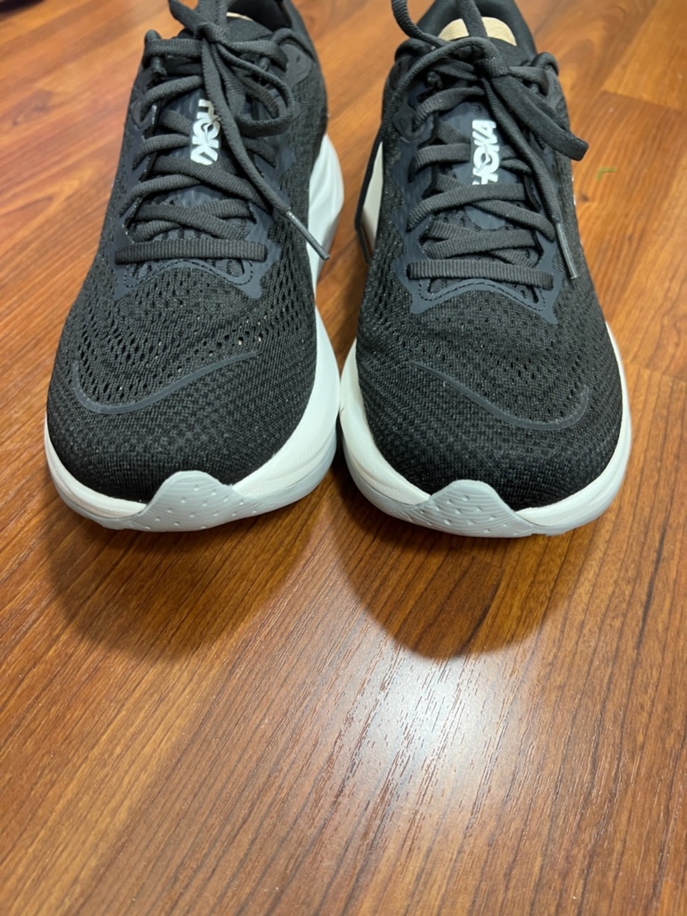 Hoka Women's Sz 8.5B Rincon 4 Everyday Ruining Shoes Black EUC - Picture 7 of 9